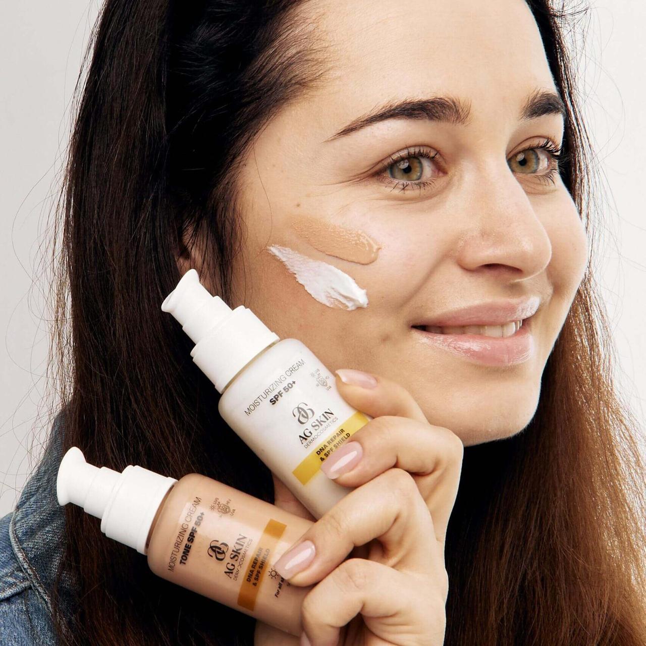Зволожуючий крем з тоном СПФ 50+ Moisturising cream tone SPF 50+ AG Skin 50 мл