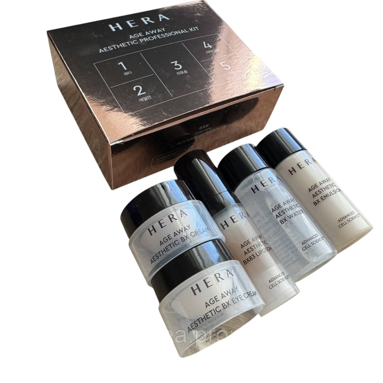 Набор лифтинг средств с коллагеном Hera Age Away Aesthetic Kit 5pcs
