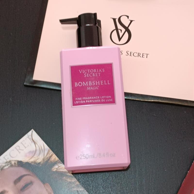 Парфумований лосьйон для тіла Bombshell Magic Fine Fragrance Lotion Victoria’s Secret 250мл