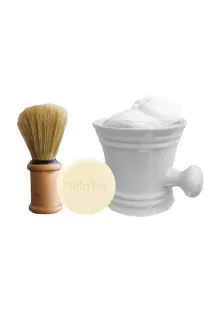 Набір для гоління з білою чашею Shave Set White Mug за ціною 690₴  у категорії Косметика для чоловіків