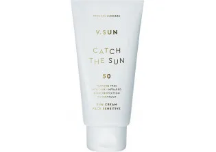 Купить  Солнцезащитный крем для лица Sun Cream Face Sensitive Perfume Free SPF 50 выгодная цена