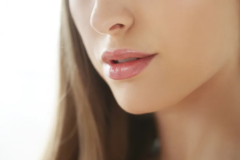 Що таке блиск для губ? Lip Gloss - фото 1